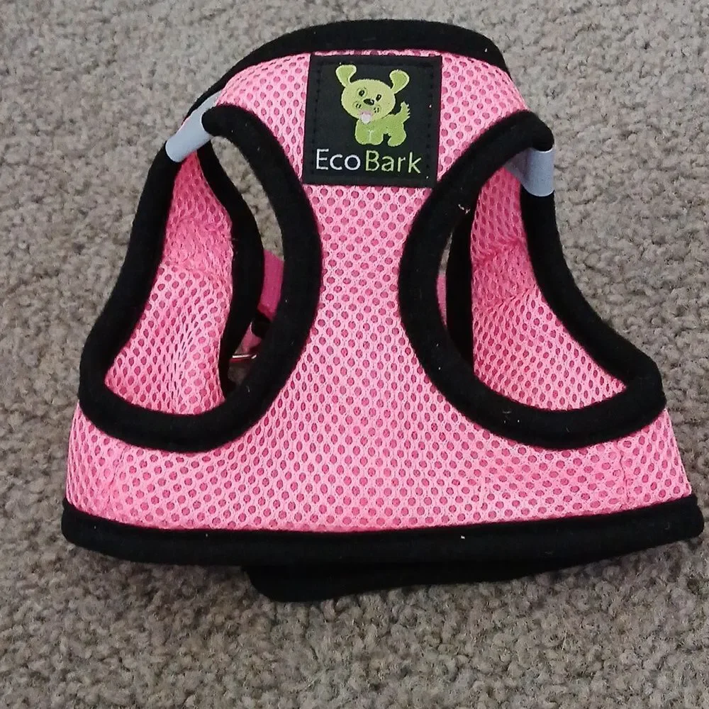 EcoBark Pink Dog Harness Soft Mesh Over The Head Harness Vest- No Pull Sz S NWOT